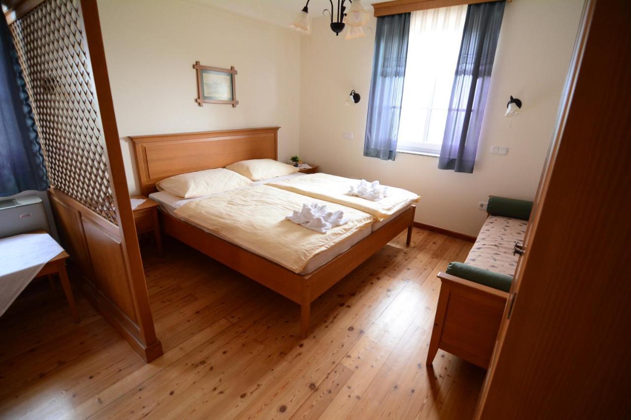 Gostisce Vinski Hram Hotel Ivanjkovci Esterno foto
